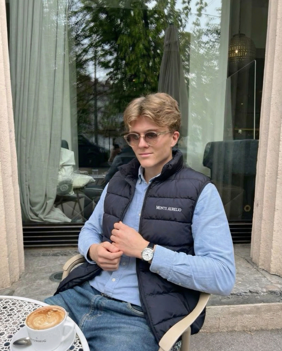 Nocturne Knitted Gilet